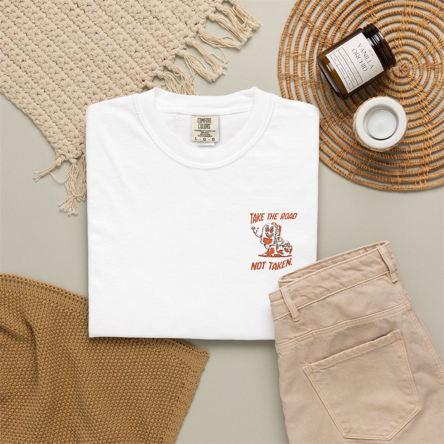 Men’s Outdoor Globe's Inspiration Take The Road Not Taken Seek the Horizon T-shirt