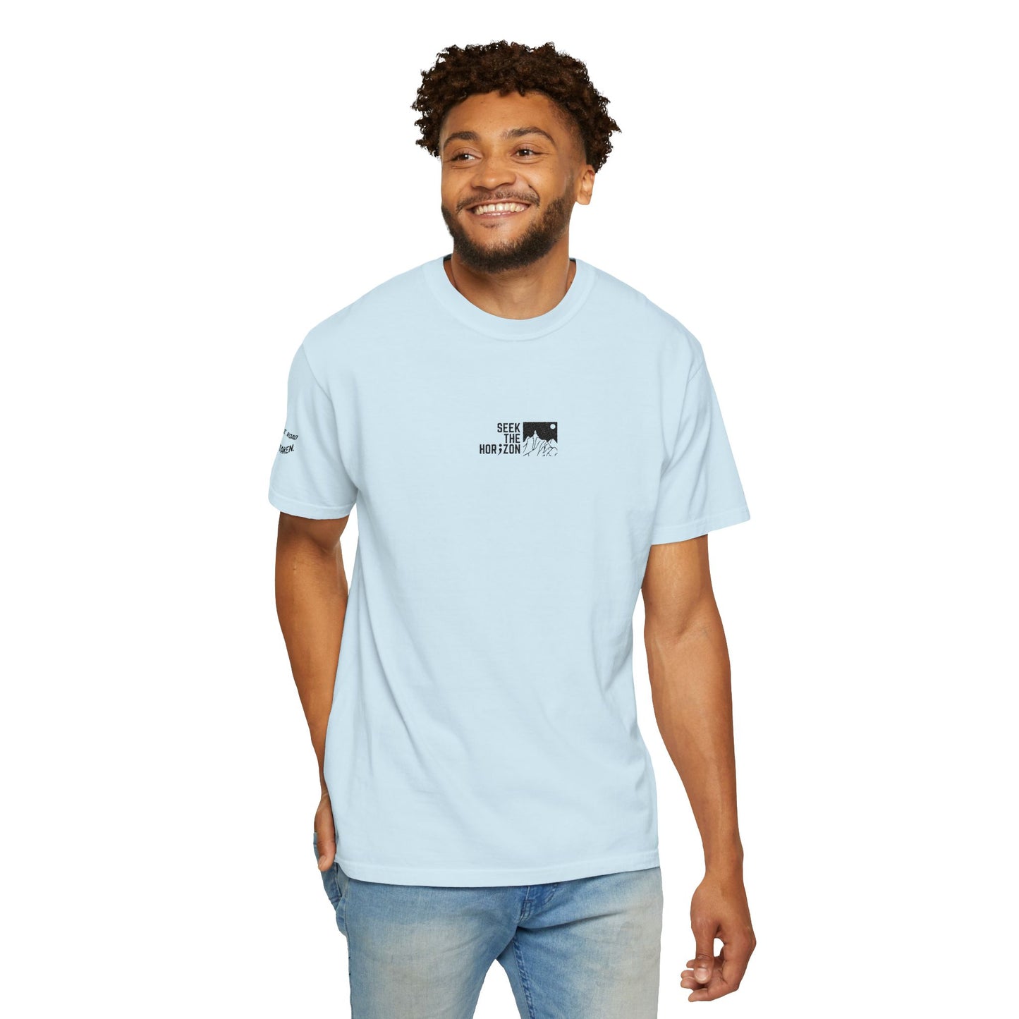 Men’s Take the Road Not Taken Outdoor Seek the Horizon T-shirt