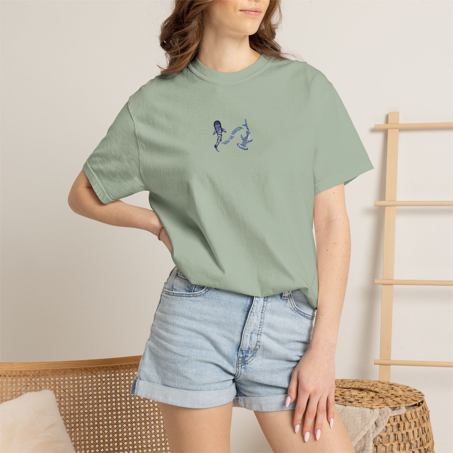 Women’s Ocean Lovers Whale Shark Hammerhead Seek the Horizon T-shirt