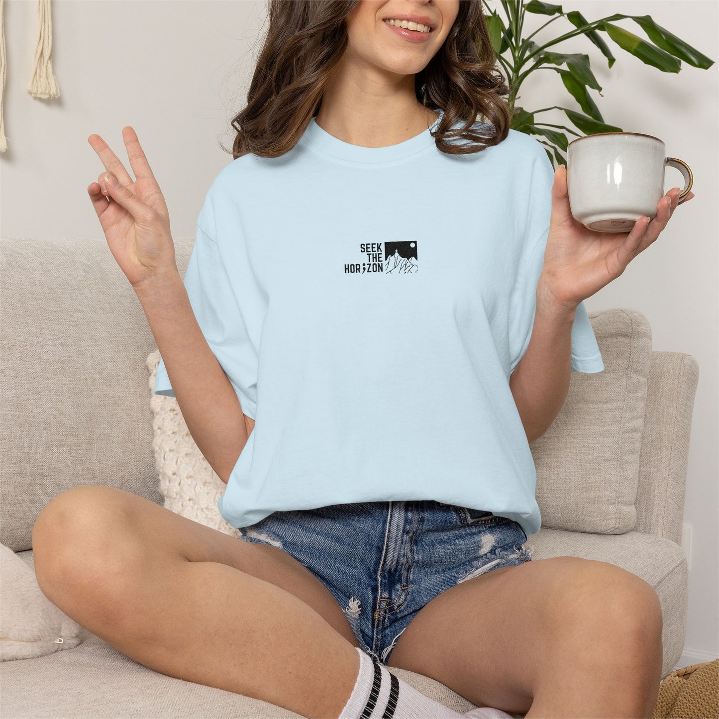 Women’s Take the Road Not Taken Outdoor Seek the Horizon T-shirt