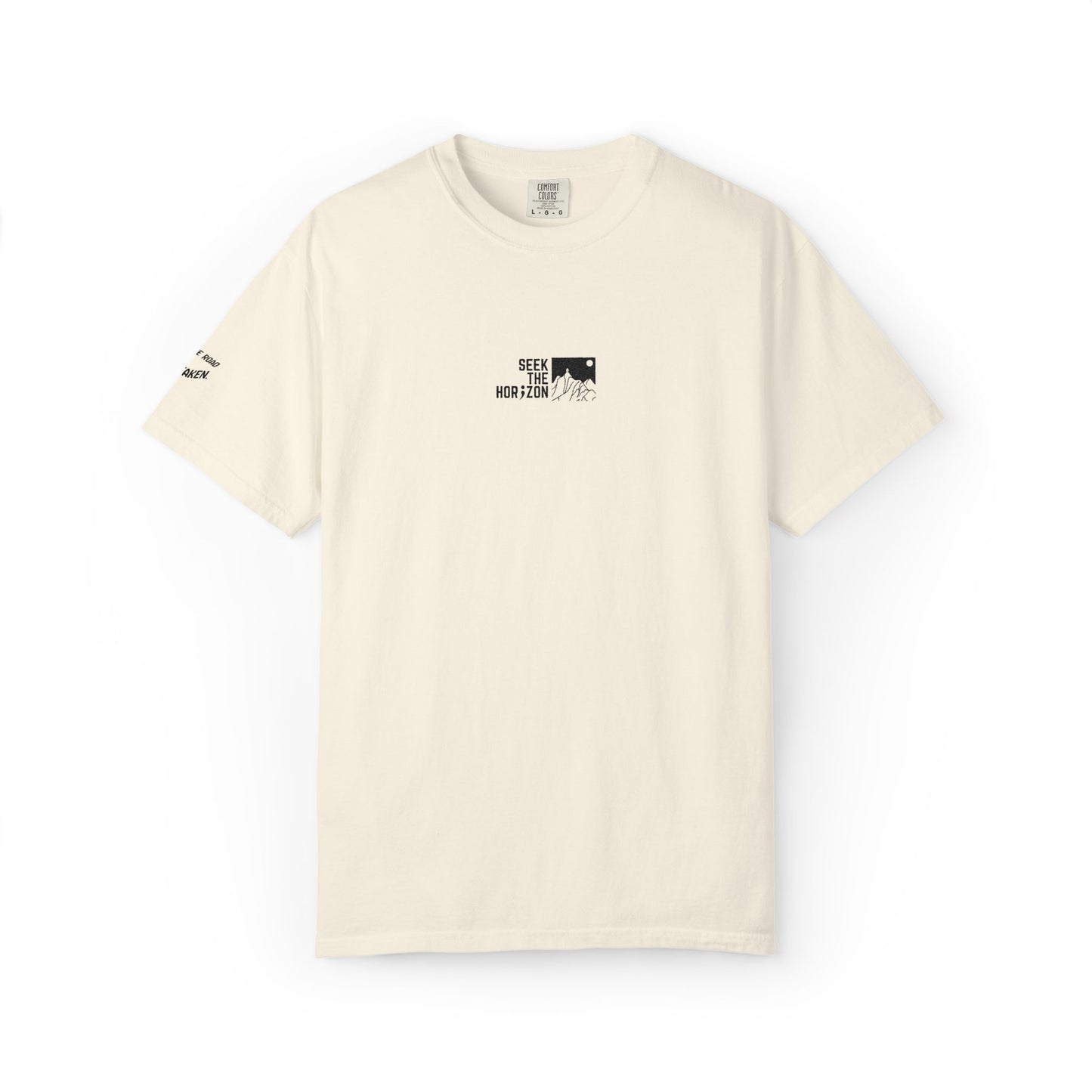 Men’s Take the Road Not Taken Outdoor Seek the Horizon T-shirt