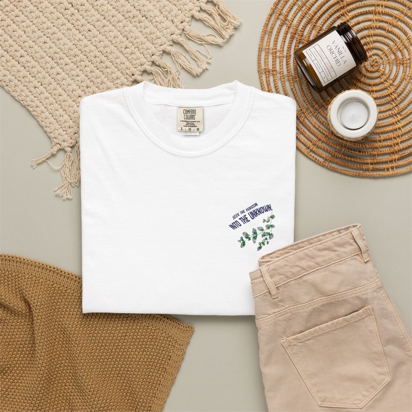 Men’s Outdoor Autumn Leaves Seek the Horizon T-shirt