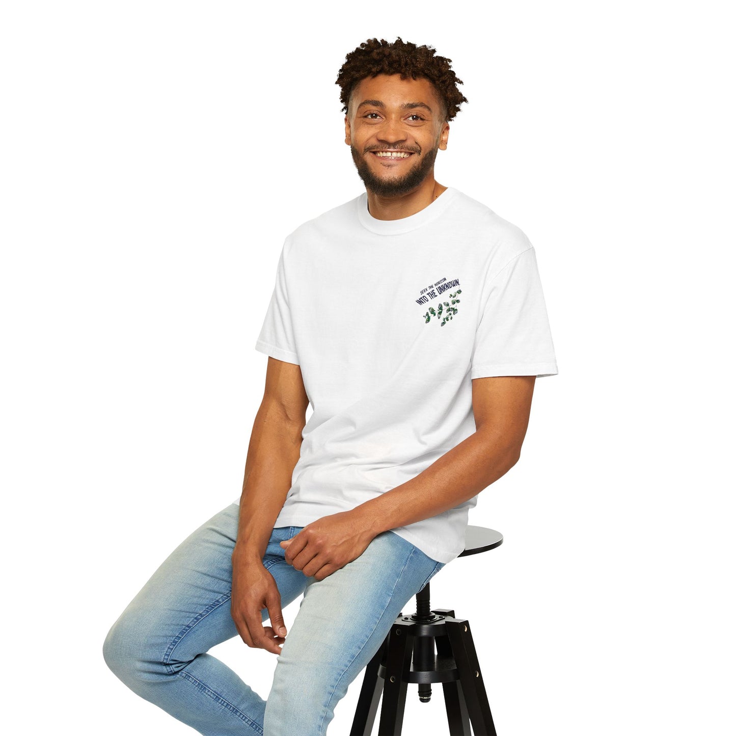 Men’s Outdoor Autumn Leaves Seek the Horizon T-shirt