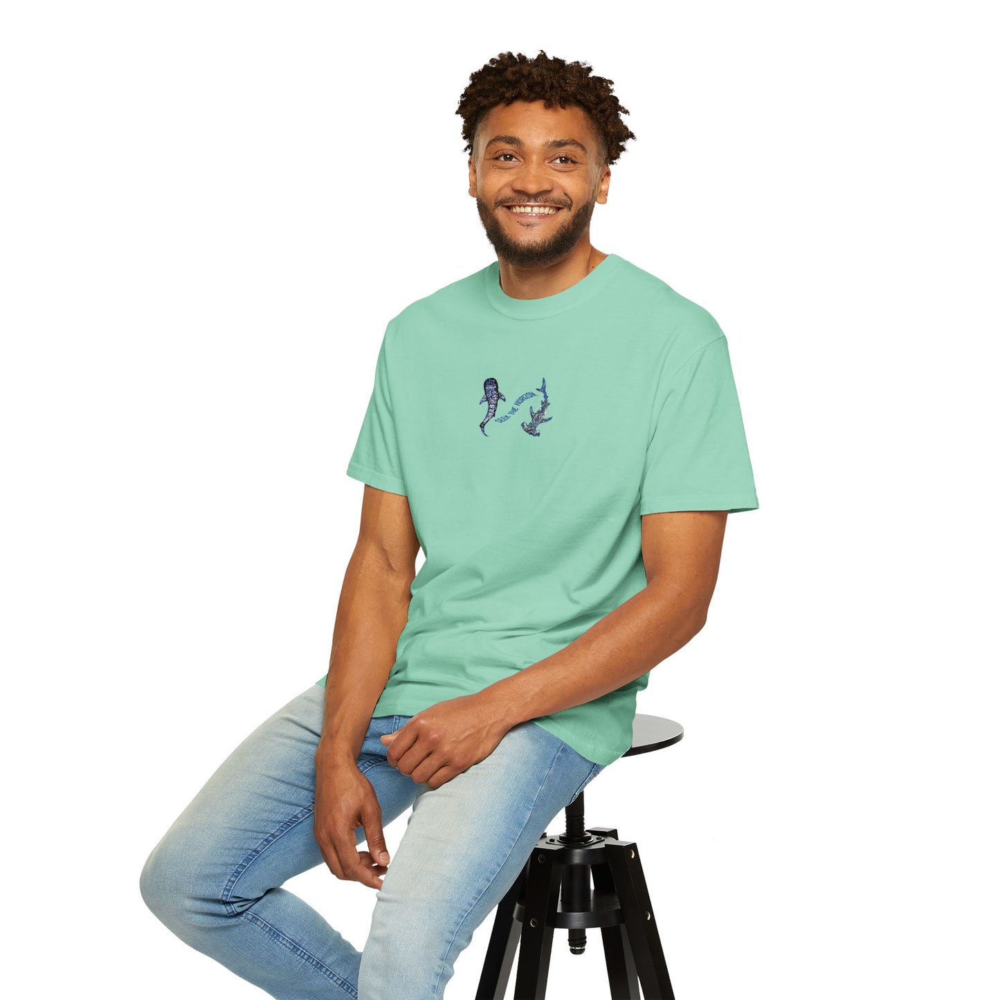 Men’s Ocean Lovers Whale Shark Hammerhead Seek the Horizon T-shirt