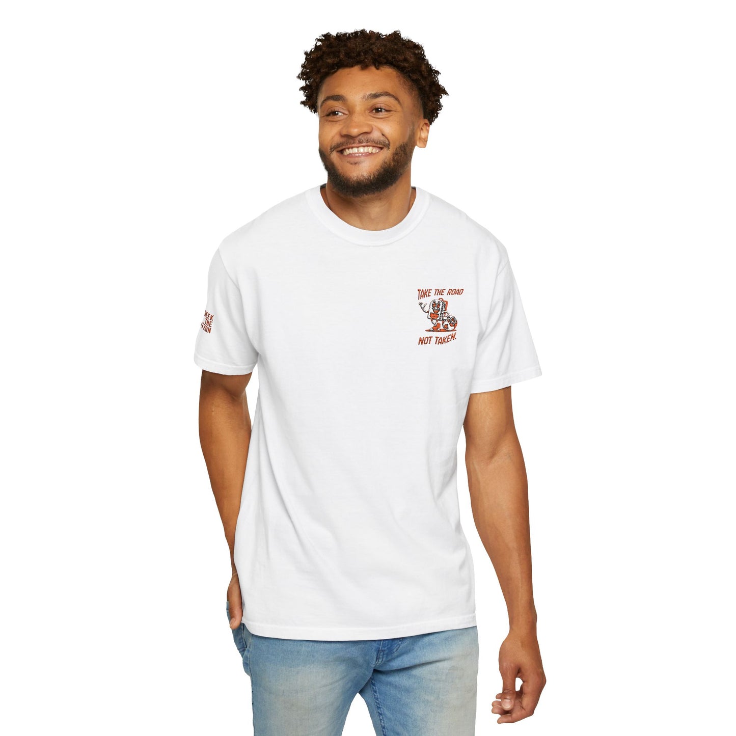 Men’s Outdoor Globe's Inspiration Take The Road Not Taken Seek the Horizon T-shirt