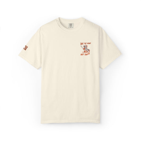 Men’s Outdoor Globe's Inspiration Take The Road Not Taken Seek the Horizon T-shirt