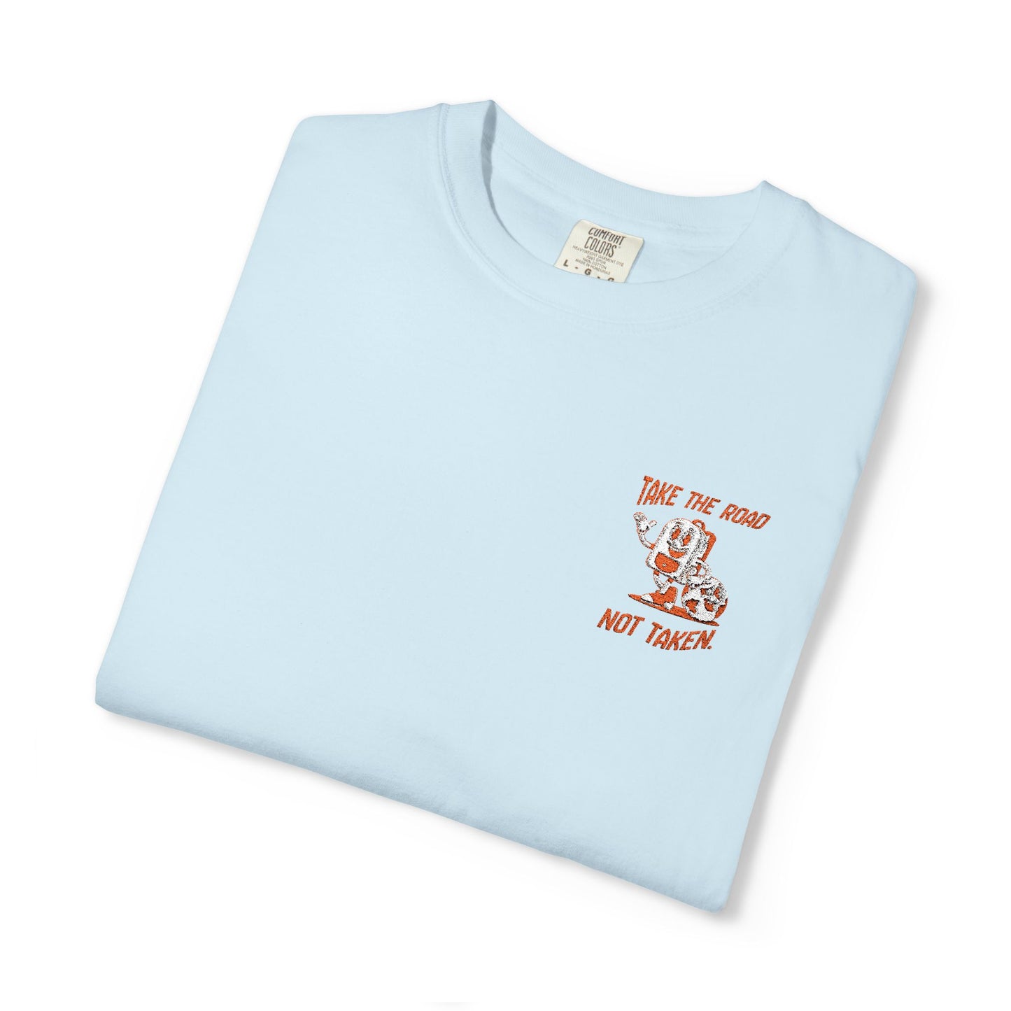 Men’s Outdoor Globe's Inspiration Take The Road Not Taken Seek the Horizon T-shirt