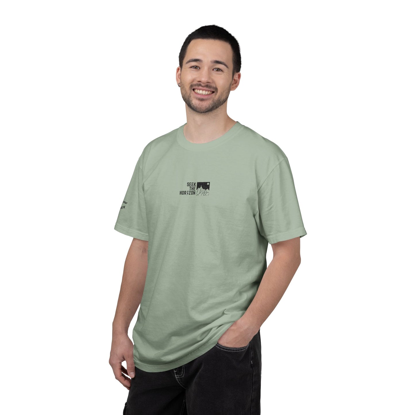 Men’s Take the Road Not Taken Outdoor Seek the Horizon T-shirt